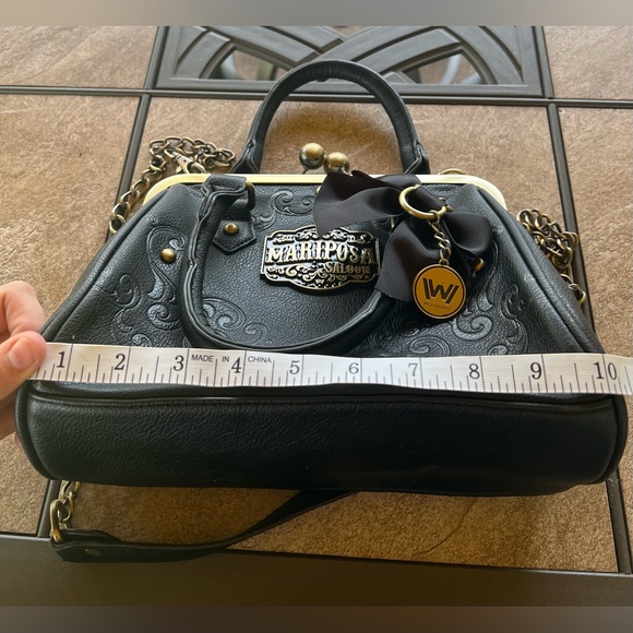 Westworld Mariposa Saloon Kiss Lock Handbag Black Tooled & Studded Faux Leather - Picture 8 of 10